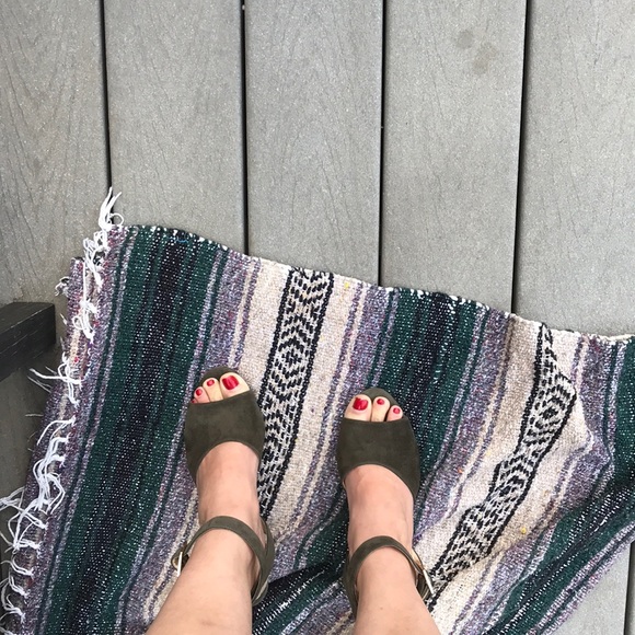 Kate Spade Suede Open Toe Ankle Wrap heels - Picture 4 of 8